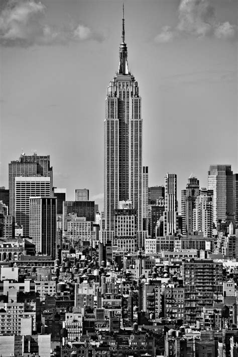 empire state building images black and white